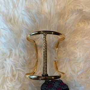 Diamond Deity - Gold